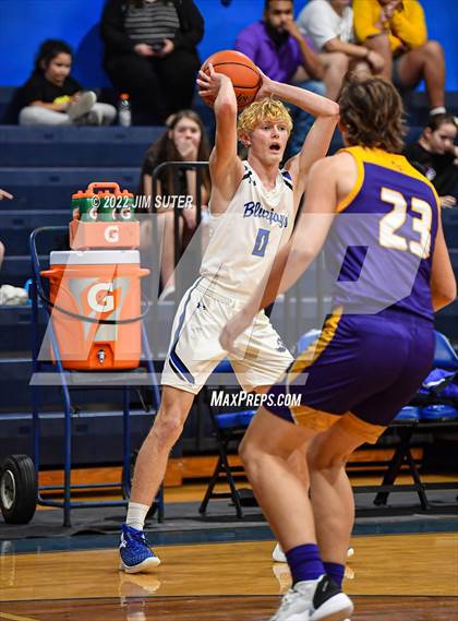 Thumbnail 1 in Snook vs Granger photogallery.