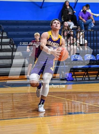 Thumbnail 3 in Snook vs Granger photogallery.