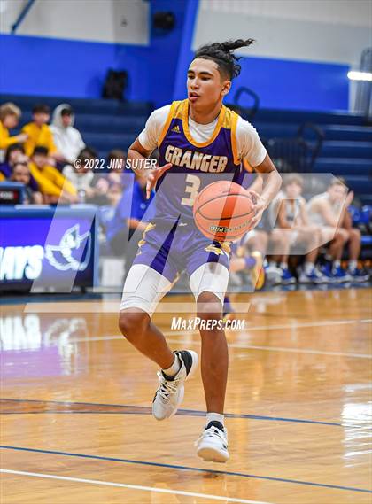 Thumbnail 2 in Snook vs Granger photogallery.