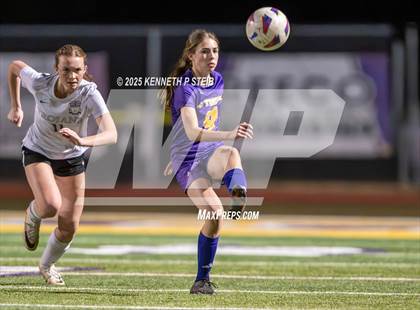 Thumbnail 2 in Alexandria @ Thibodaux (LHSAA Division I Bi-District) photogallery.