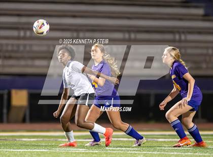 Thumbnail 2 in Alexandria @ Thibodaux (LHSAA Division I Bi-District) photogallery.