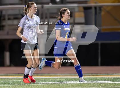 Thumbnail 3 in Alexandria @ Thibodaux (LHSAA Division I Bi-District) photogallery.