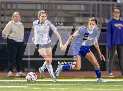 Thumbnail 1 in Alexandria @ Thibodaux (LHSAA Division I Bi-District) photogallery.