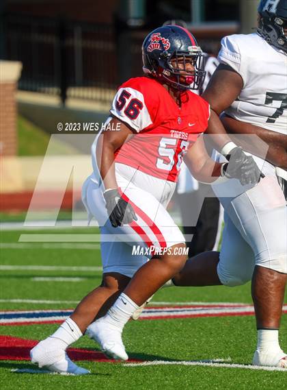 Thumbnail 1 in South Panola vs. Houston photogallery.