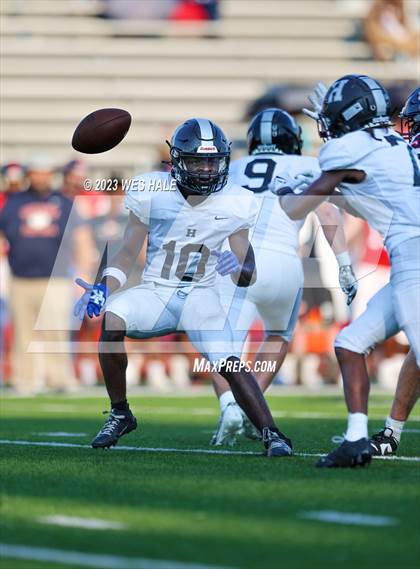 Thumbnail 3 in South Panola vs. Houston photogallery.