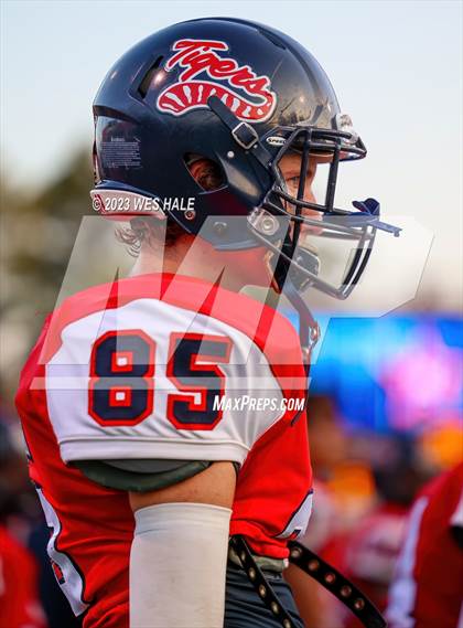 Thumbnail 3 in South Panola vs. Houston photogallery.