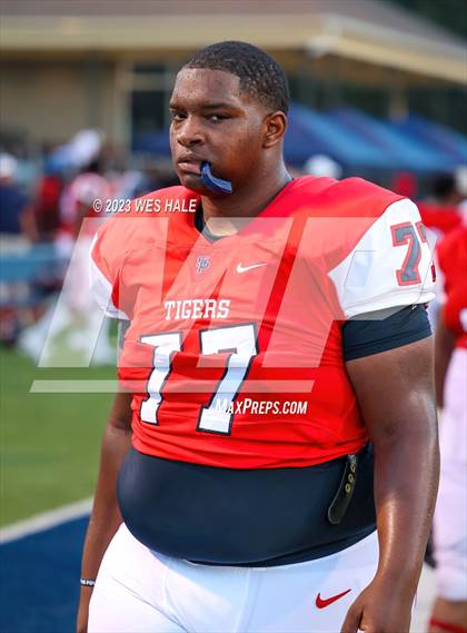 Thumbnail 1 in South Panola vs. Houston photogallery.