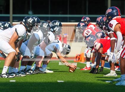 Thumbnail 2 in South Panola vs. Houston photogallery.