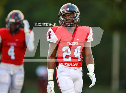 Thumbnail 1 in South Panola vs. Houston photogallery.