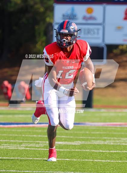 Thumbnail 1 in South Panola vs. Houston photogallery.