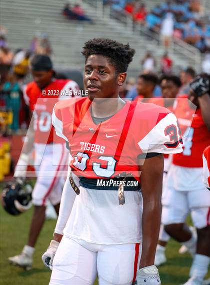 Thumbnail 1 in South Panola vs. Houston photogallery.