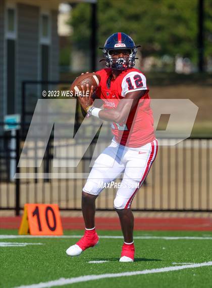 Thumbnail 1 in South Panola vs. Houston photogallery.