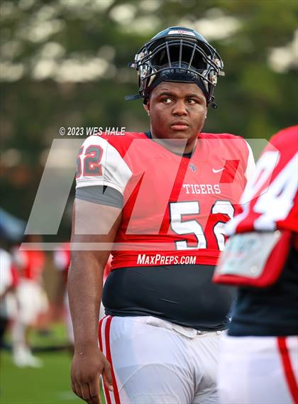 Thumbnail 3 in South Panola vs. Houston photogallery.