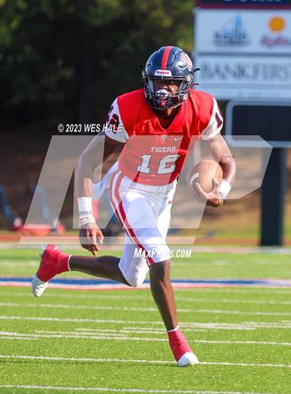 Thumbnail 3 in South Panola vs. Houston photogallery.