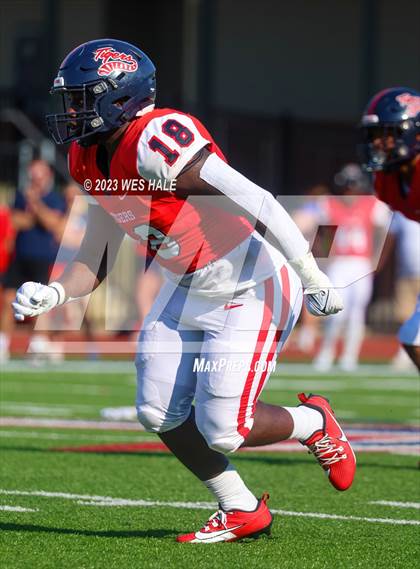 Thumbnail 1 in South Panola vs. Houston photogallery.