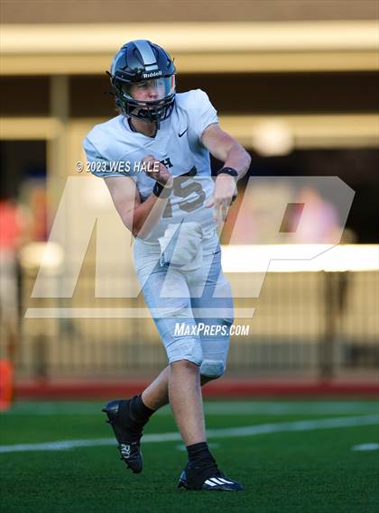 Thumbnail 2 in South Panola vs. Houston photogallery.