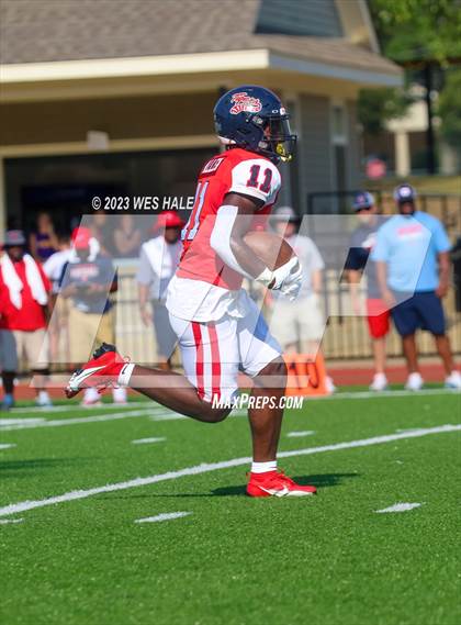 Thumbnail 1 in South Panola vs. Houston photogallery.