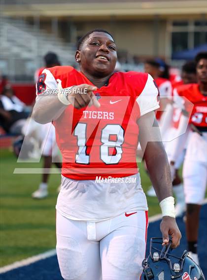 Thumbnail 1 in South Panola vs. Houston photogallery.