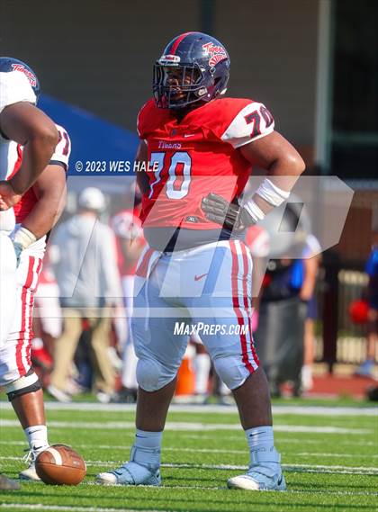 Thumbnail 3 in South Panola vs. Houston photogallery.