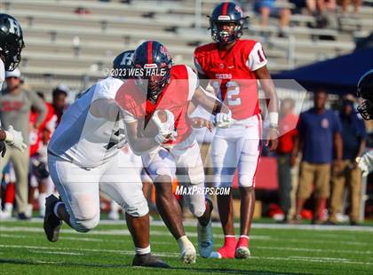 Thumbnail 3 in South Panola vs. Houston photogallery.