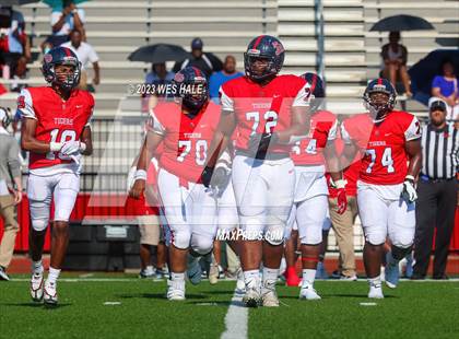 Thumbnail 3 in South Panola vs. Houston photogallery.
