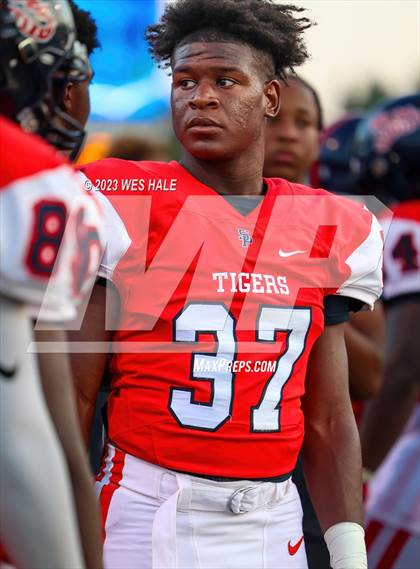 Thumbnail 2 in South Panola vs. Houston photogallery.