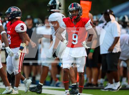 Thumbnail 1 in South Panola vs. Houston photogallery.