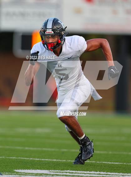 Thumbnail 3 in South Panola vs. Houston photogallery.