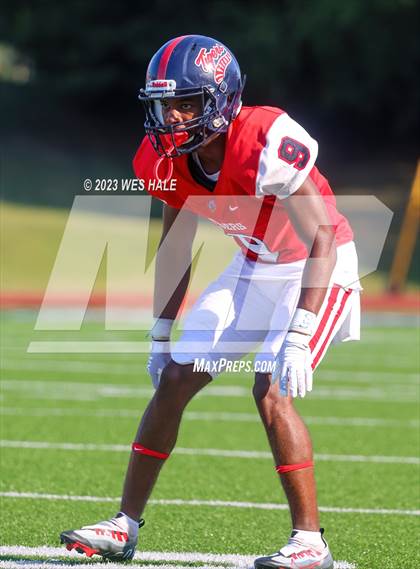 Thumbnail 3 in South Panola vs. Houston photogallery.