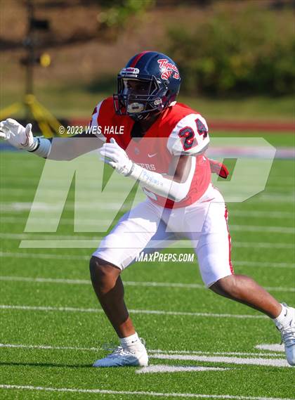 Thumbnail 1 in South Panola vs. Houston photogallery.