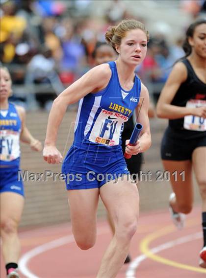 Thumbnail 3 in 117th Penn Relays (Girls 4x100m Small School Heats 12-24)  photogallery.
