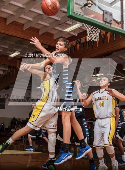 Thumbnail 3 in Orestimba vs South Medford (Holiday Classic Tournament) photogallery.