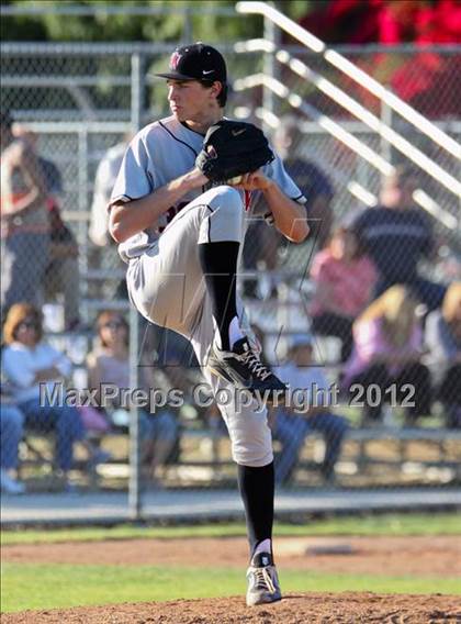 Thumbnail 2 in Harvard-Westlake @ Alemany photogallery.