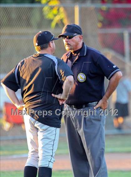 Thumbnail 3 in Harvard-Westlake @ Alemany photogallery.