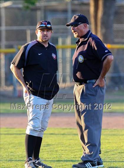 Thumbnail 1 in Harvard-Westlake @ Alemany photogallery.