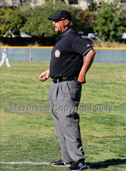 Thumbnail 1 in Harvard-Westlake @ Alemany photogallery.