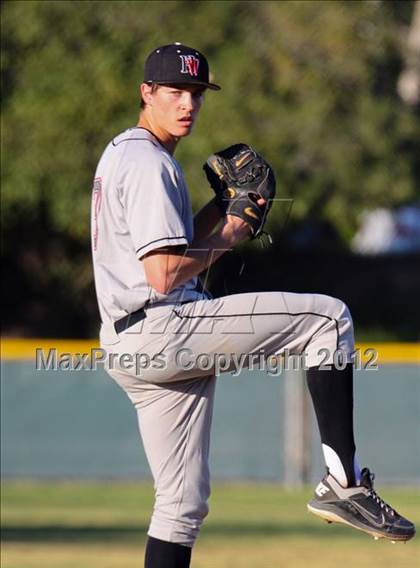 Thumbnail 3 in Harvard-Westlake @ Alemany photogallery.