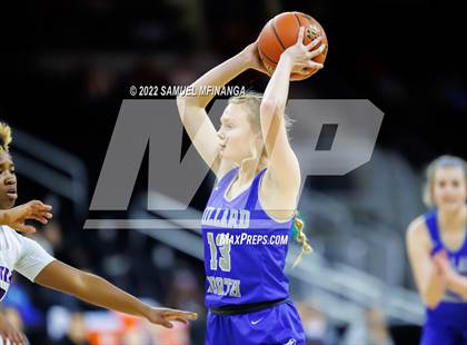 Thumbnail 1 in Omaha Central vs. Millard North photogallery.