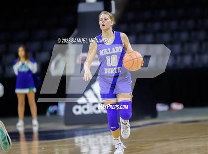 Thumbnail 3 in Omaha Central vs. Millard North photogallery.