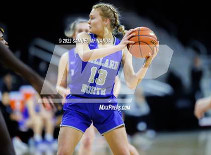 Thumbnail 2 in Omaha Central vs. Millard North photogallery.