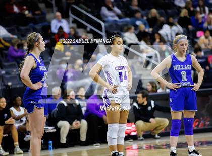 Thumbnail 1 in Omaha Central vs. Millard North photogallery.