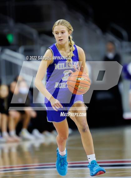Thumbnail 3 in Omaha Central vs. Millard North photogallery.