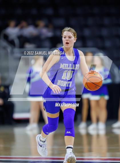 Thumbnail 2 in Omaha Central vs. Millard North photogallery.