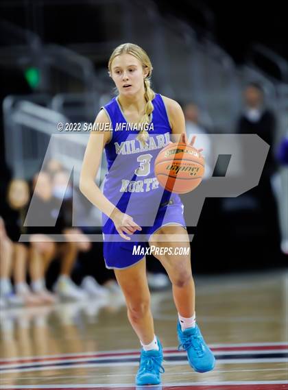Thumbnail 2 in Omaha Central vs. Millard North photogallery.