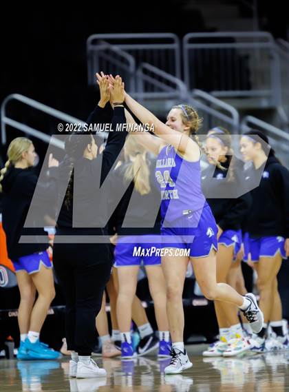 Thumbnail 3 in Omaha Central vs. Millard North photogallery.
