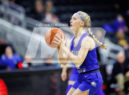 Thumbnail 1 in Omaha Central vs. Millard North photogallery.