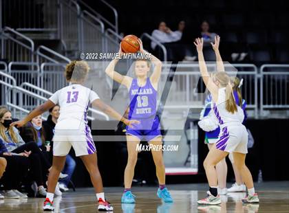 Thumbnail 1 in Omaha Central vs. Millard North photogallery.