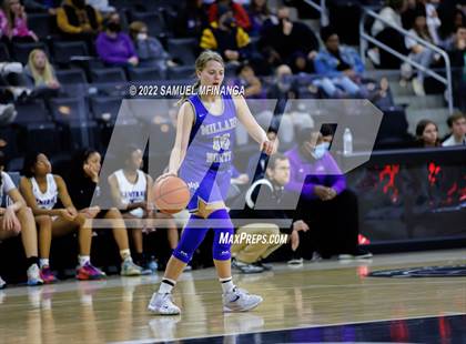 Thumbnail 2 in Omaha Central vs. Millard North photogallery.
