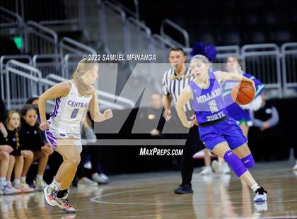 Thumbnail 1 in Omaha Central vs. Millard North photogallery.