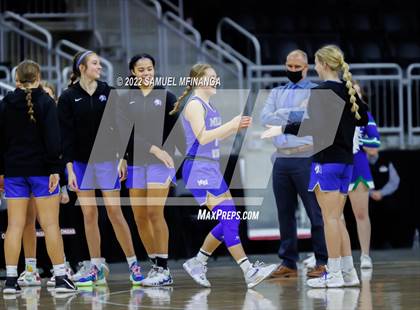 Thumbnail 3 in Omaha Central vs. Millard North photogallery.
